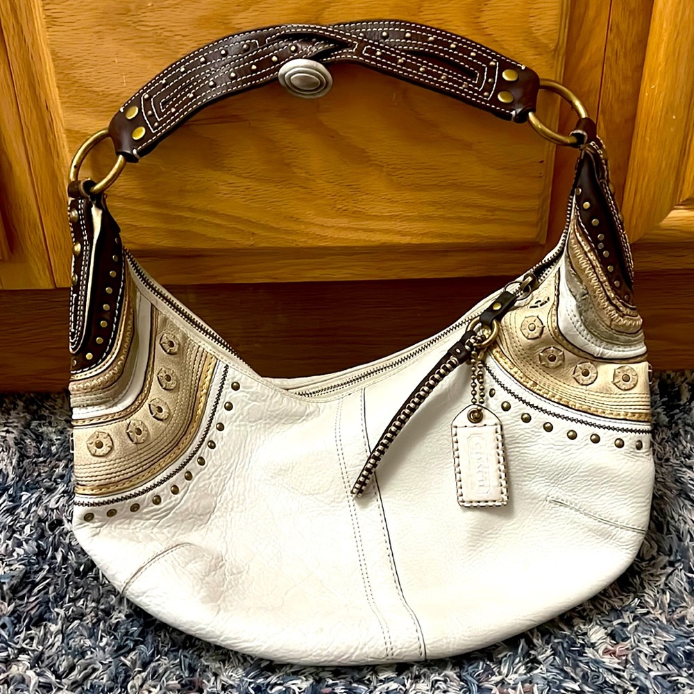 Vintage Coach Soho Hobo leather bag
